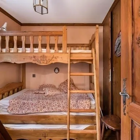 Apartamento T3 Renove Avec Terrasse A 800m Du Centre De Megeve, Parking Et Wifi Inclus - Fr-1-453-166