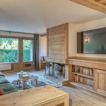 Apartamento T3 Renove Avec Terrasse A 800m Du Centre De Megeve, Parking Et Wifi Inclus - Fr-1-453-166 Megève