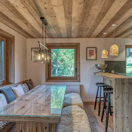 T3 Renove Avec Terrasse A 800m Du Centre De Megeve, Parking Et Wifi Inclus - Fr-1-453-166